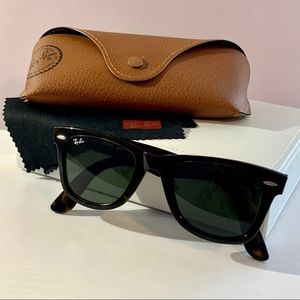 Ray-Ban Original Wayfarer Sunglasses